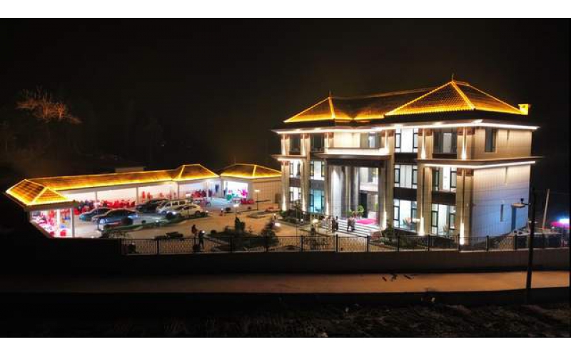 &zwj;光影筑家：別墅燈光亮化工程，點亮庭院與建筑的詩意夜境