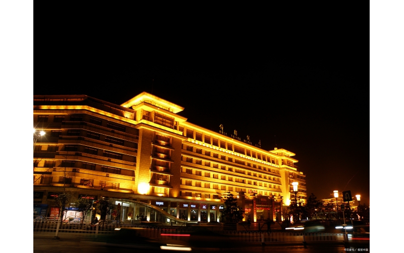 光影筑齊魯 匠心亮萬家 &mdash;&mdash; 原實科技 專注亮化工程施工領(lǐng)域精耕細(xì)作